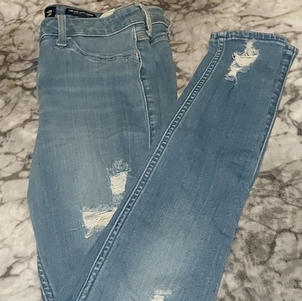Hollister jeans